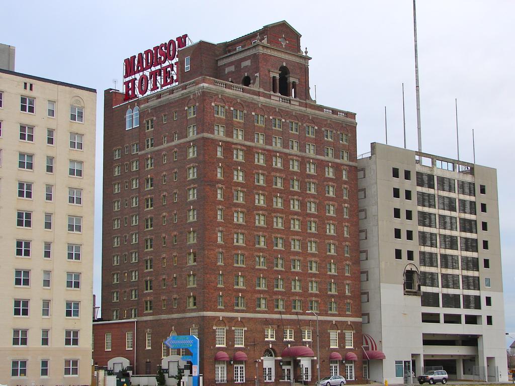Madison Hotel Boardwalk Атлантик Сити Экстерьер фото