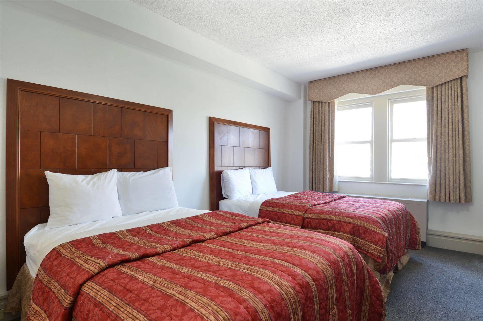 Madison Hotel Boardwalk Атлантик Сити Экстерьер фото