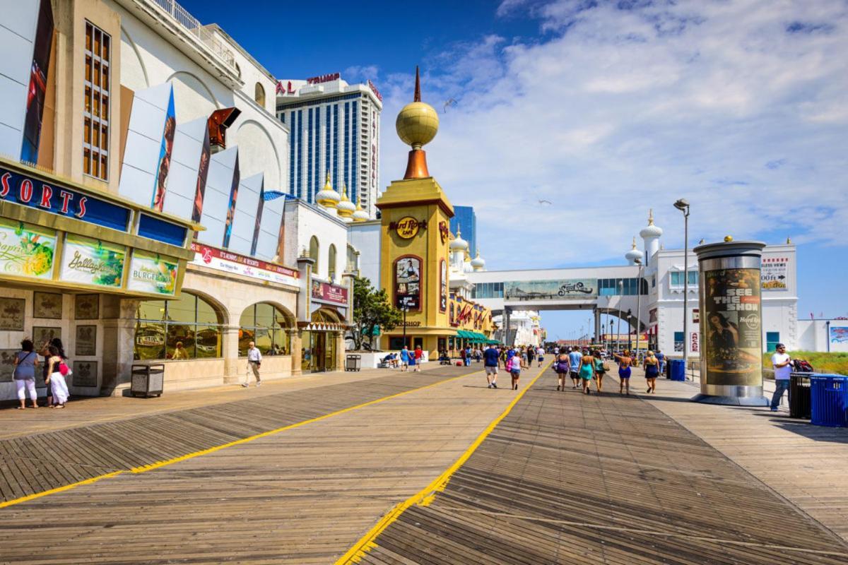 Madison Hotel Boardwalk Атлантик Сити Экстерьер фото